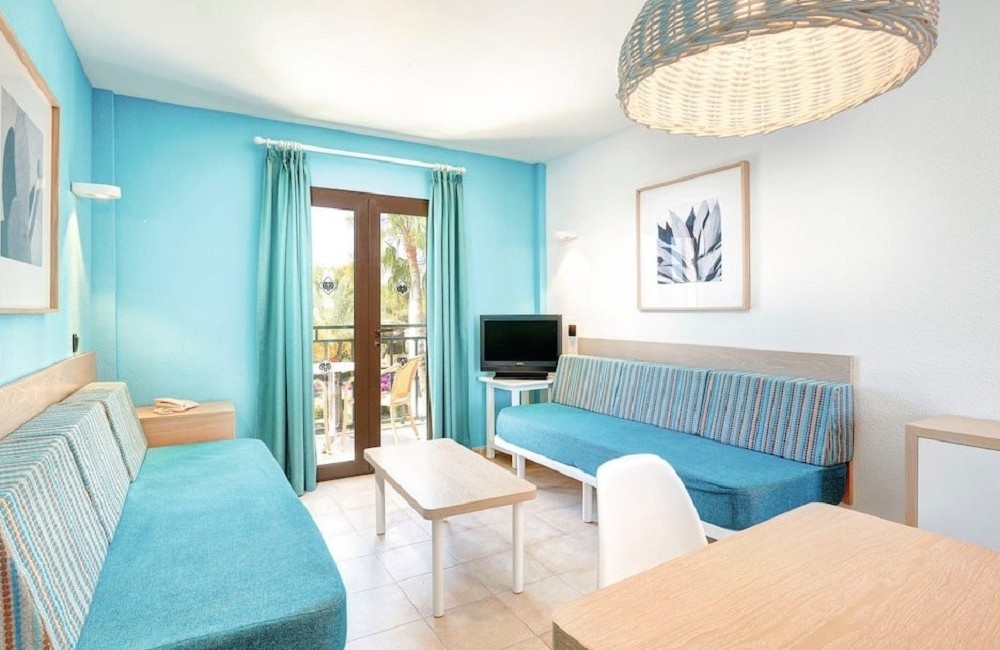  Majorca- 3* Protur Bahia Azul Apts 