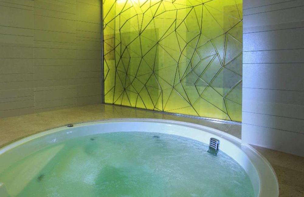  Bangkok, Thailand- 5* Pullman Hotel G 