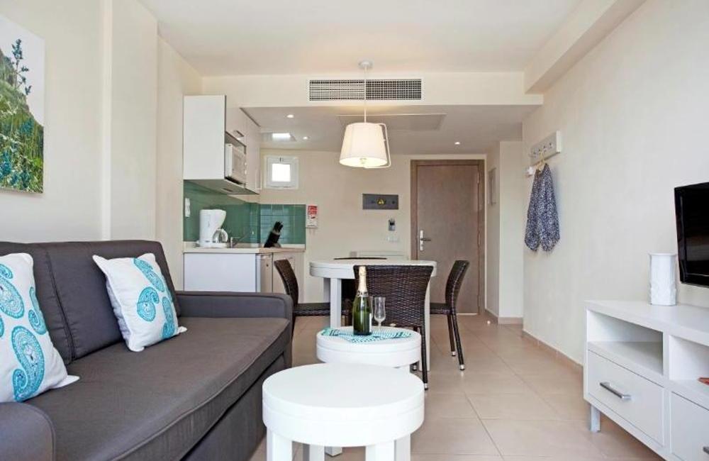  Gran Canaria- 4* Revoli Playa 