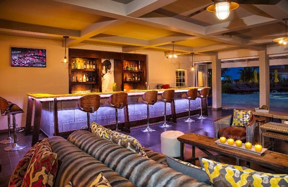  Barbados- Sea Breeze Beach House 