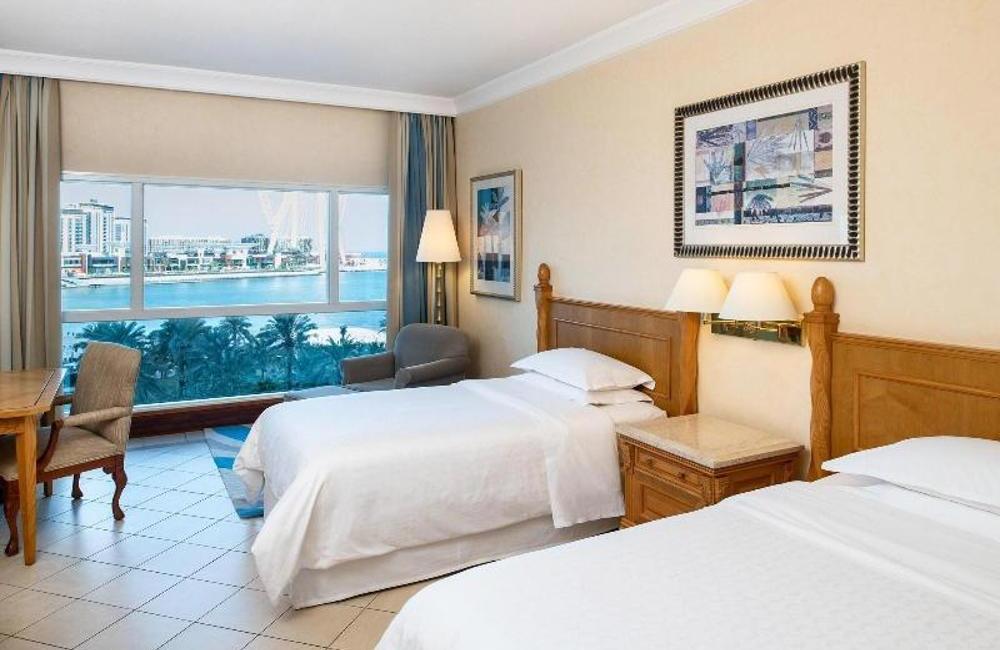  Dubai- 5* Sheraton Jumeirah Beach Resort 