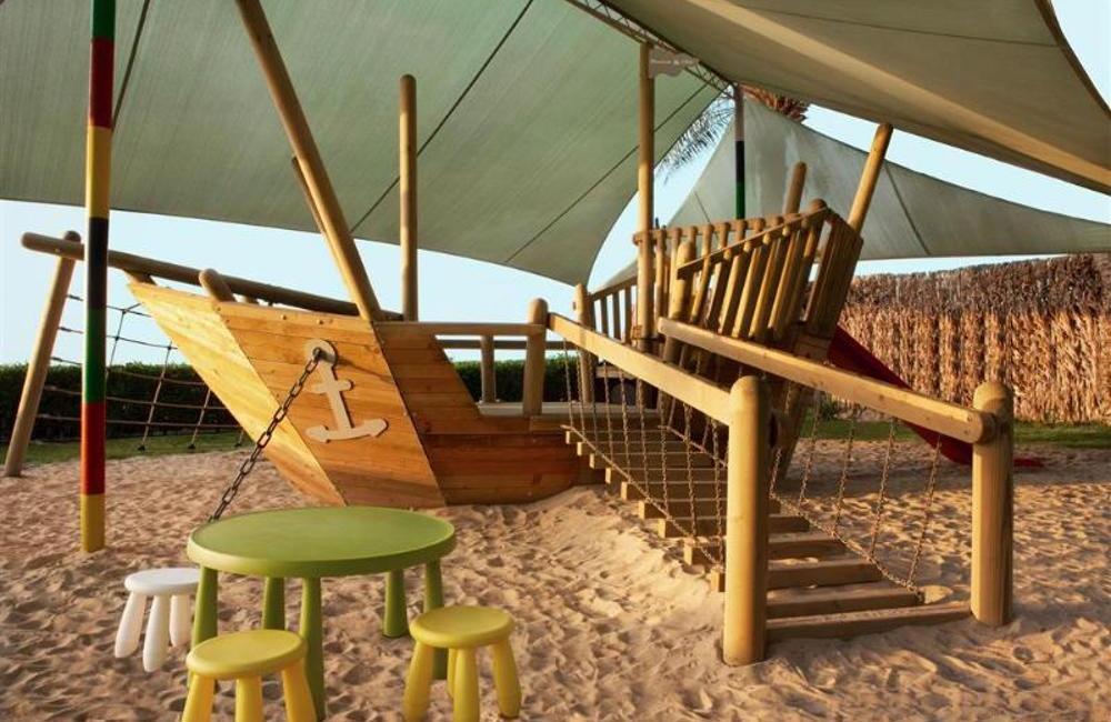  Dubai- 5* Sheraton Jumeirah Beach Resort 