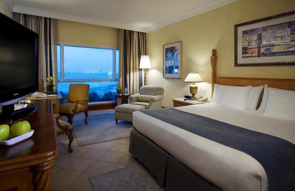  Dubai- 5* Sheraton Jumeirah Beach Resort 