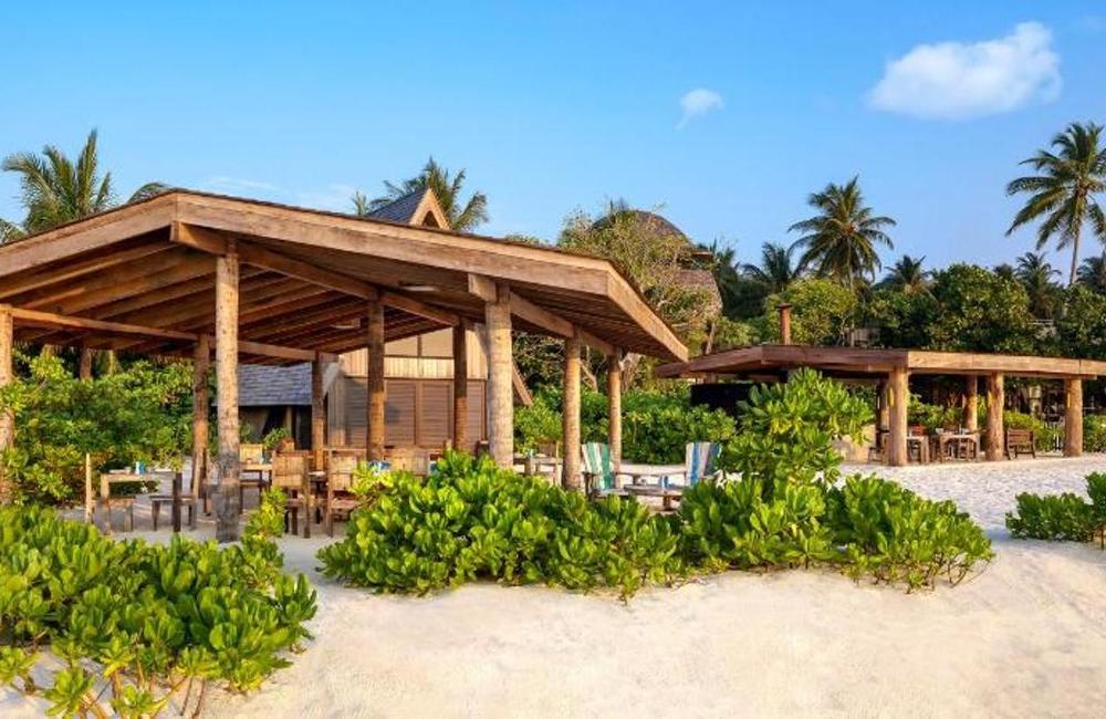  Maldives - 5* St. Regis Vommuli Resort 