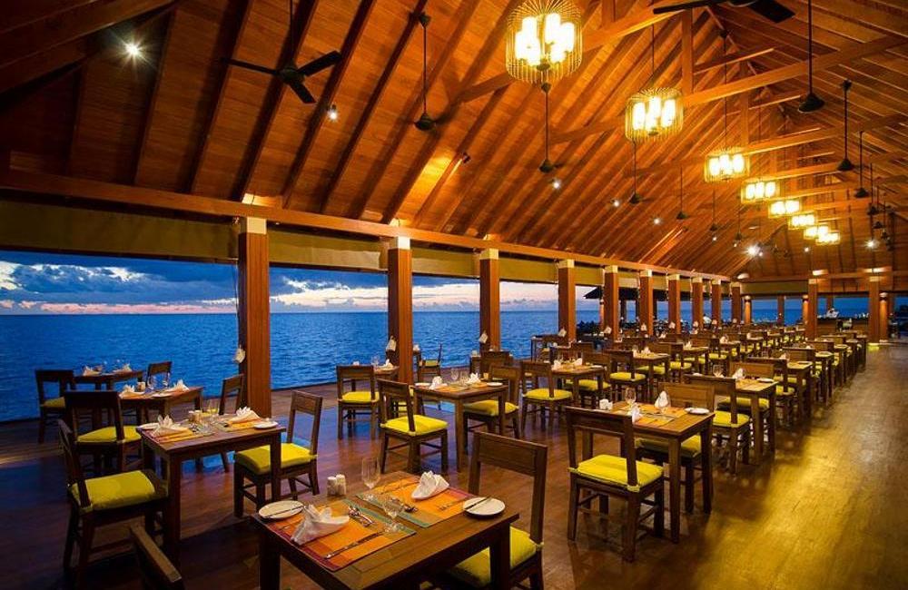  Maldives- 4* Summer Island Resort 