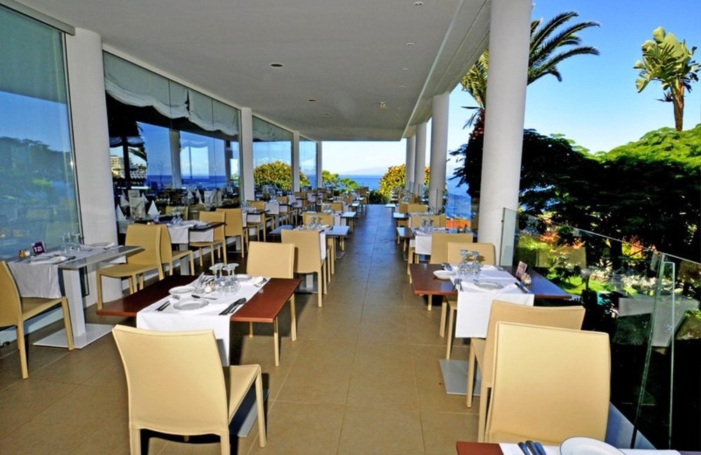  Tenerife: 4+* Los Gigantes Hotel 