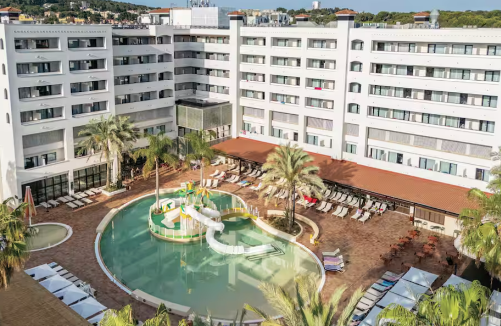  Costa Dorada, Spain- 4* Suneo Estival Half-Board Offer 