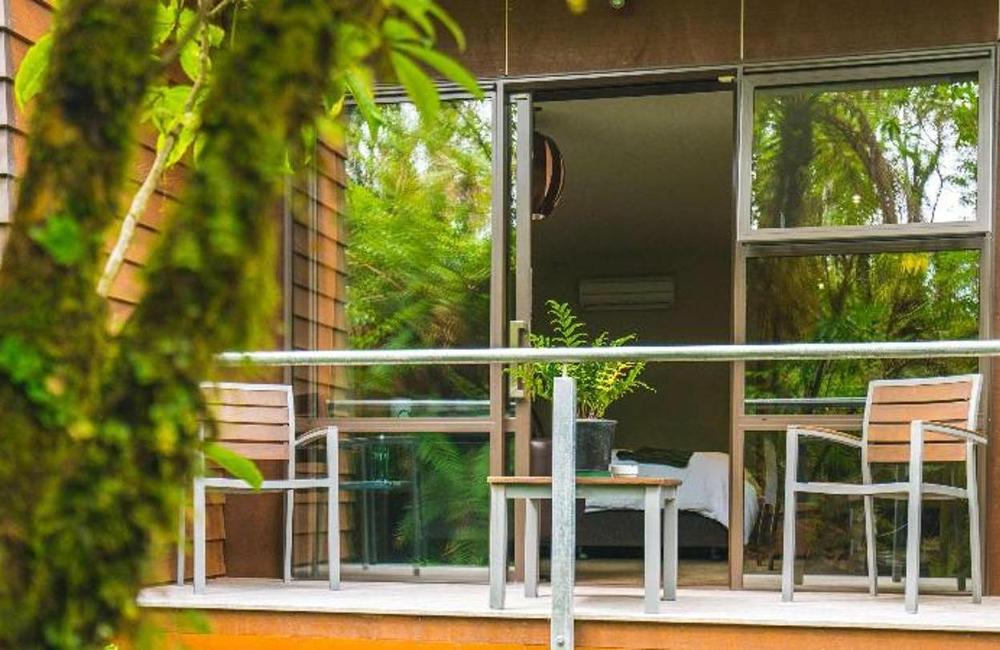  New Zealand- 4* Te Waonui Forest Retreat 
