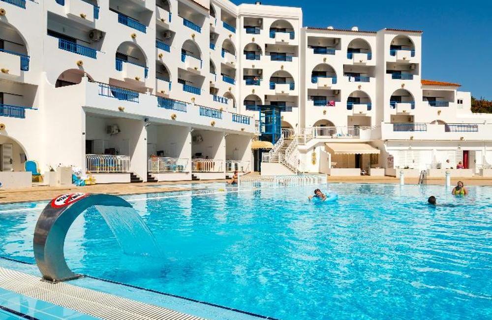  Algarve, Portugal- 4* October Mid Term Offer 