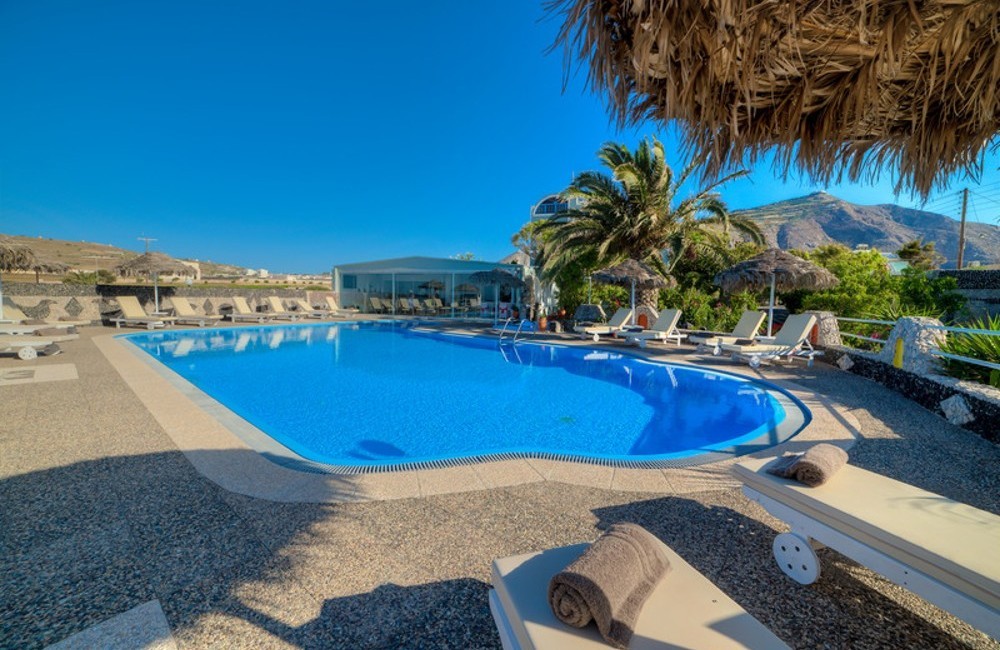  Santorini, Greece- 3* Villa Olympia 