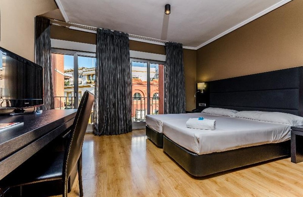  Seville 4* City Break (Great for Solo Travel) 