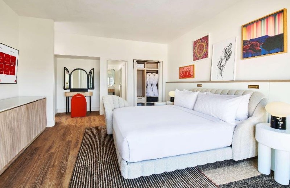  Las Vegas- 4* Virgin Hotel 