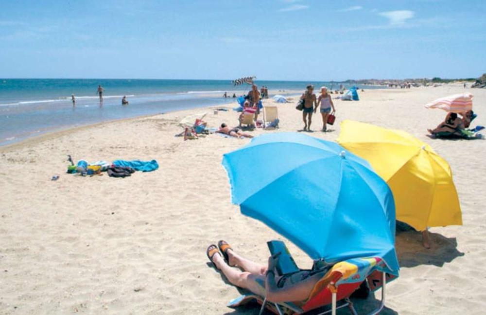  Languedoc, France- 5* Camping Le Beach Garden 