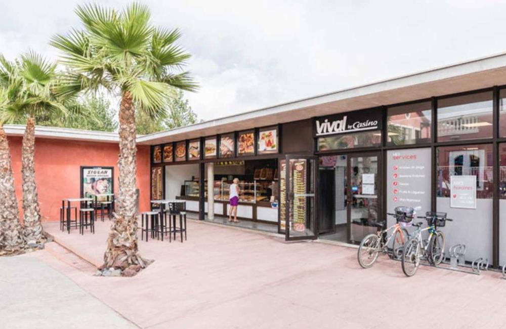  Languedoc, France- 5* Camping Le Beach Garden 