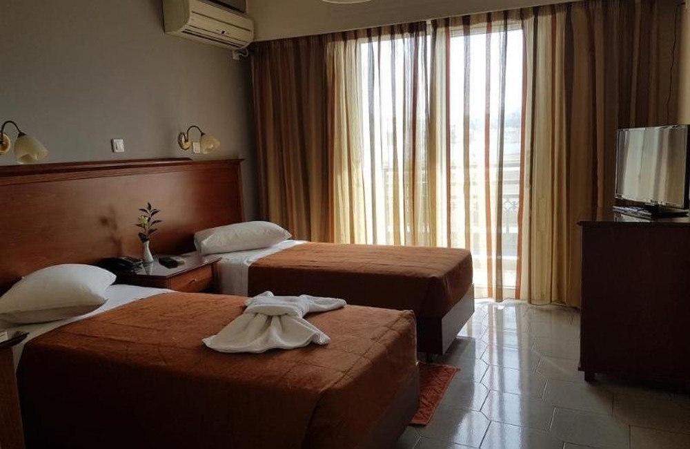  Athens- 3* Apollo Hotel 