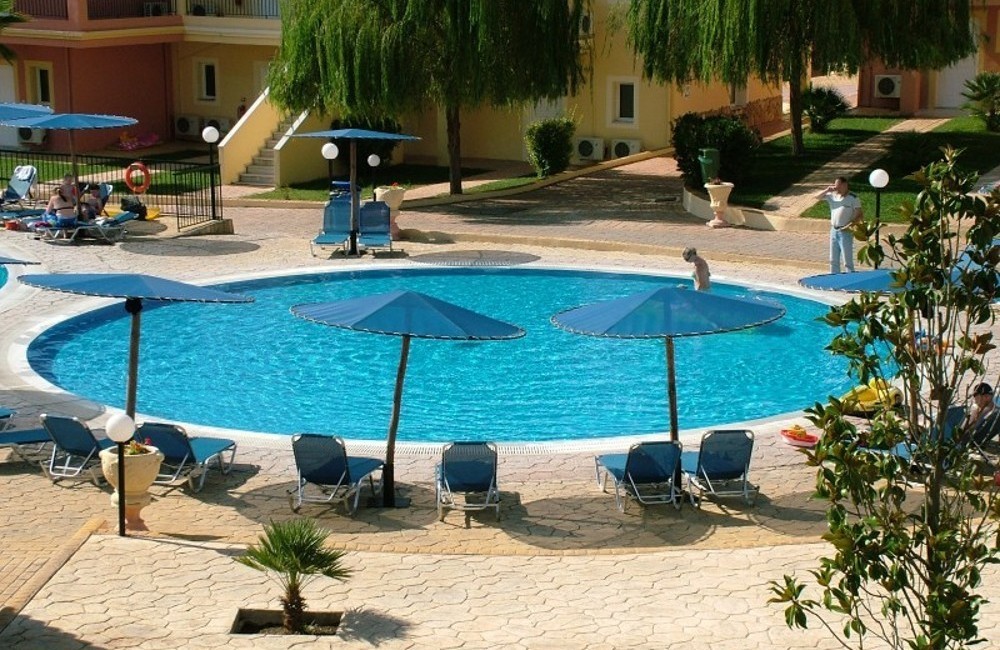  Corfu- 3* Aqualand Resort & Waterpark 