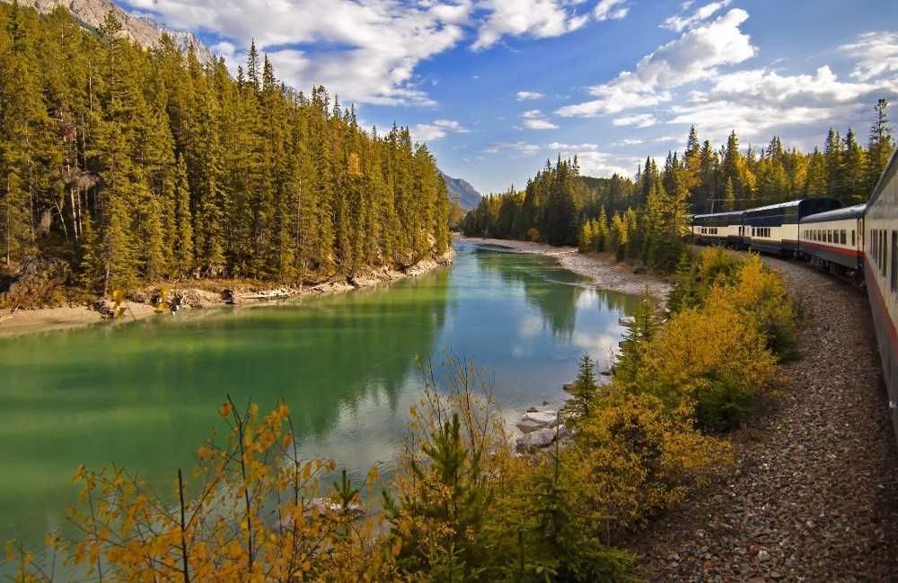 rocky mountain train tours from calgary