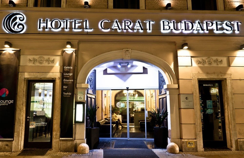  Budapest- Christmas Markets- Carat Hotel 