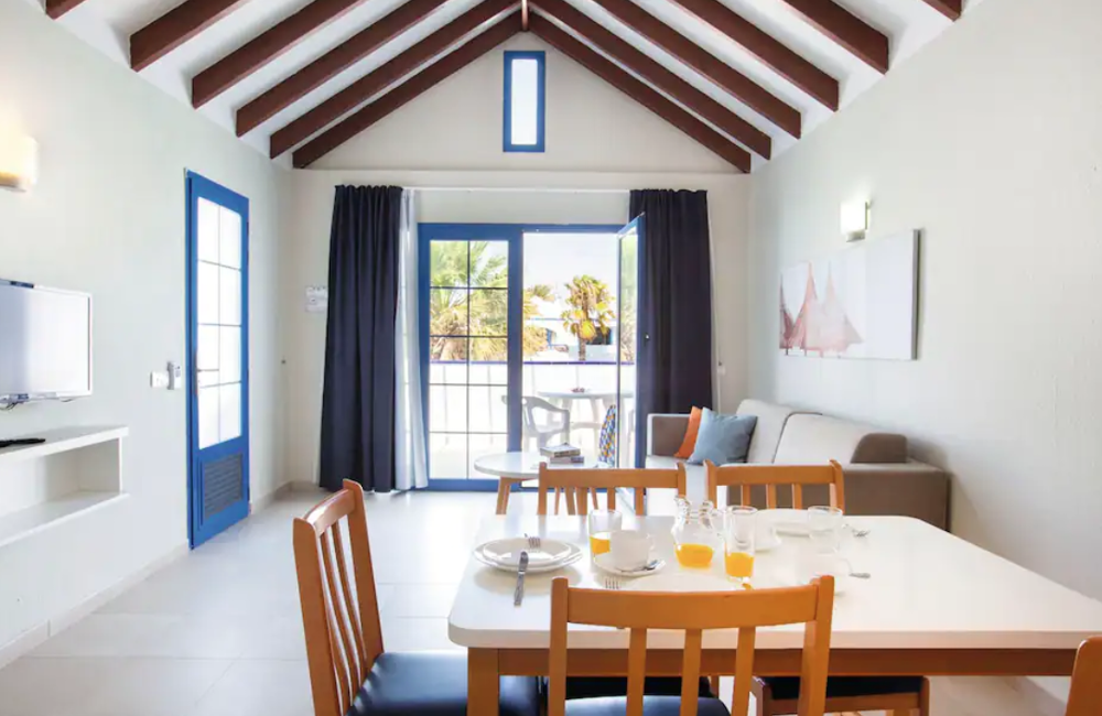  Lanzarote- 3* Cinco Plaza Apts 