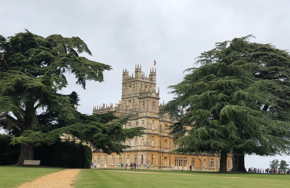 Highclere Castle (Downton Abbey) Blenheim Palace & Shakespeare Experience Tour