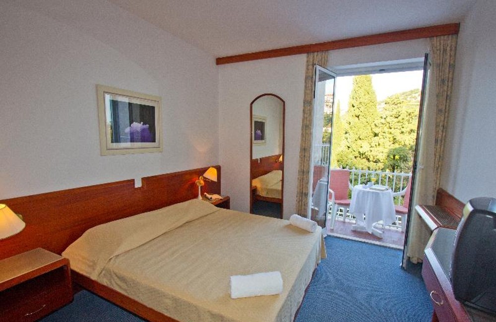  Dubrovnik- 3* Komodor Hotel 