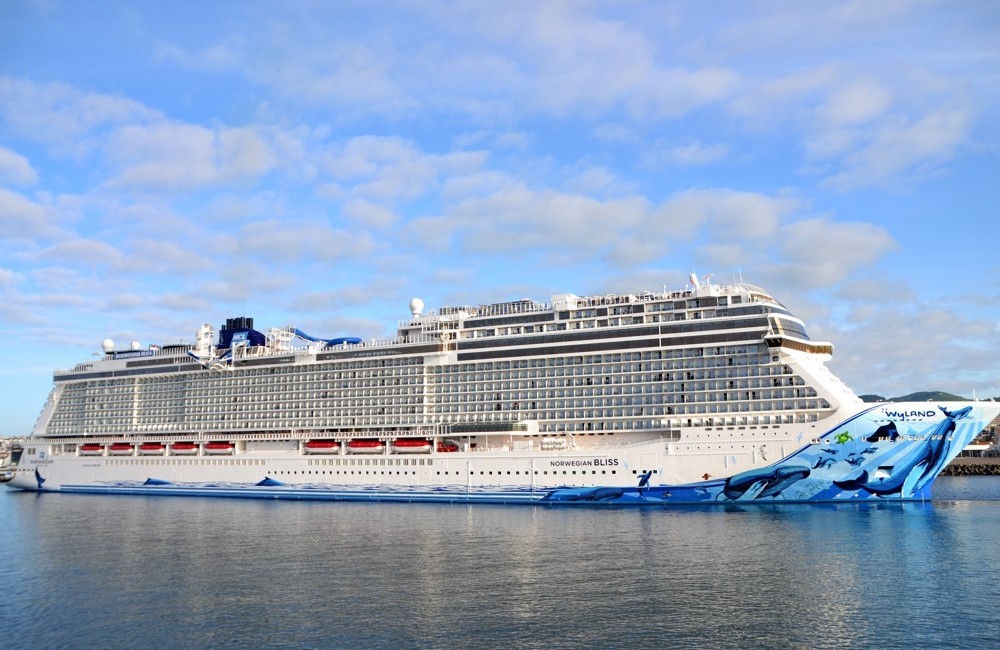  Pacific Coastal Cruise 