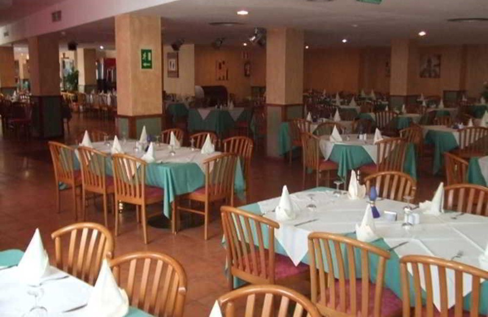  Gran Canaria- 4* Revoli Aparthotel 