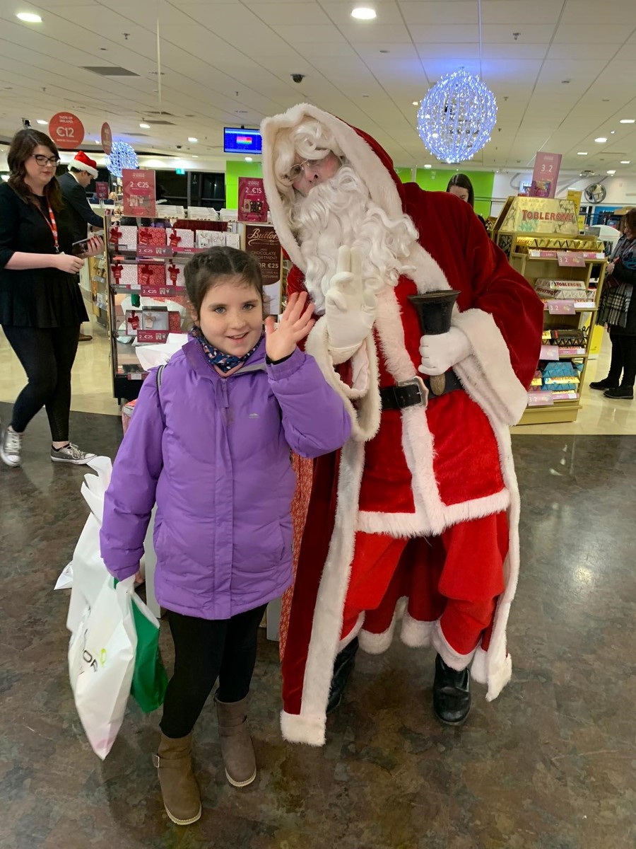 Lorraine Lapland Blog- Niece with Santa
